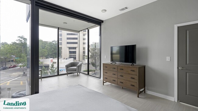 Photo - 600 19th St N Unit 210