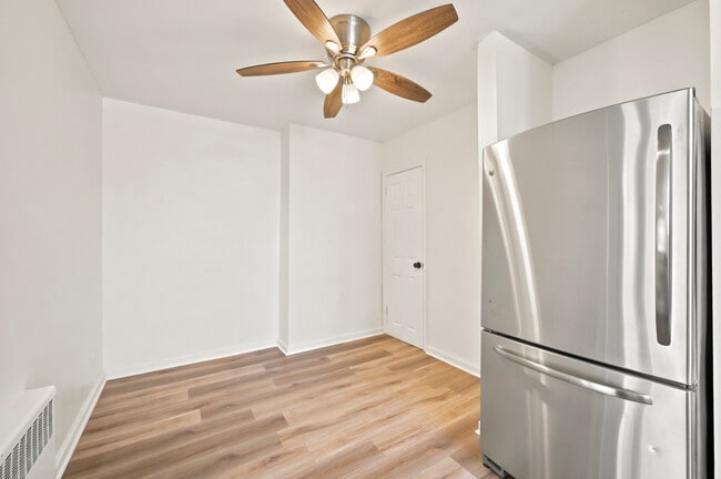 Photo - 6713 E Roosevelt Blvd Unit 2nd Floor Apartment