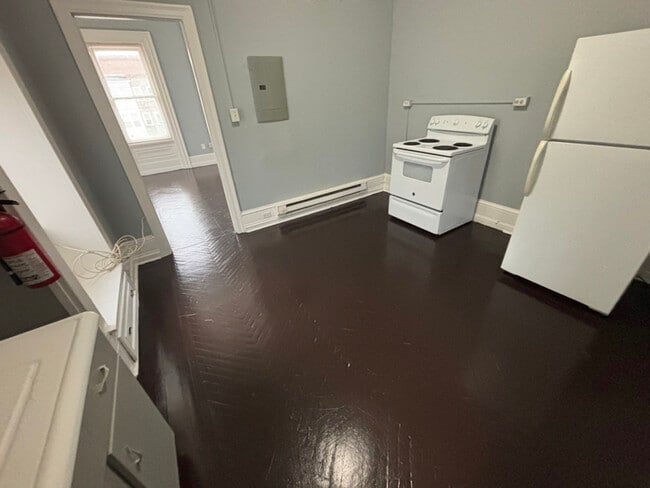 Photo - 811 W Main St Unidad 3