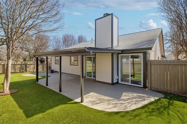 Photo - 4500 Sarasota Dr