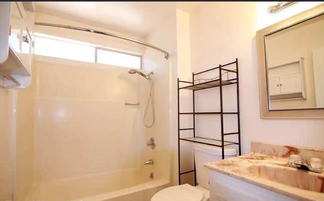 Photo - 14196 Decatur Dr