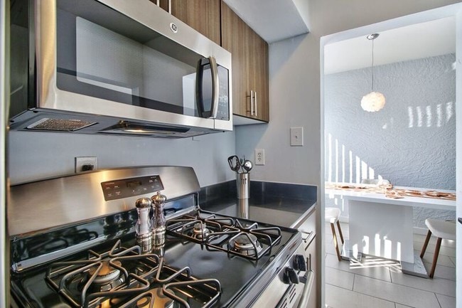 Photo - 801 Turney Apartments