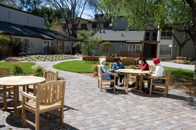 Building Photo - Paulson Park Rental