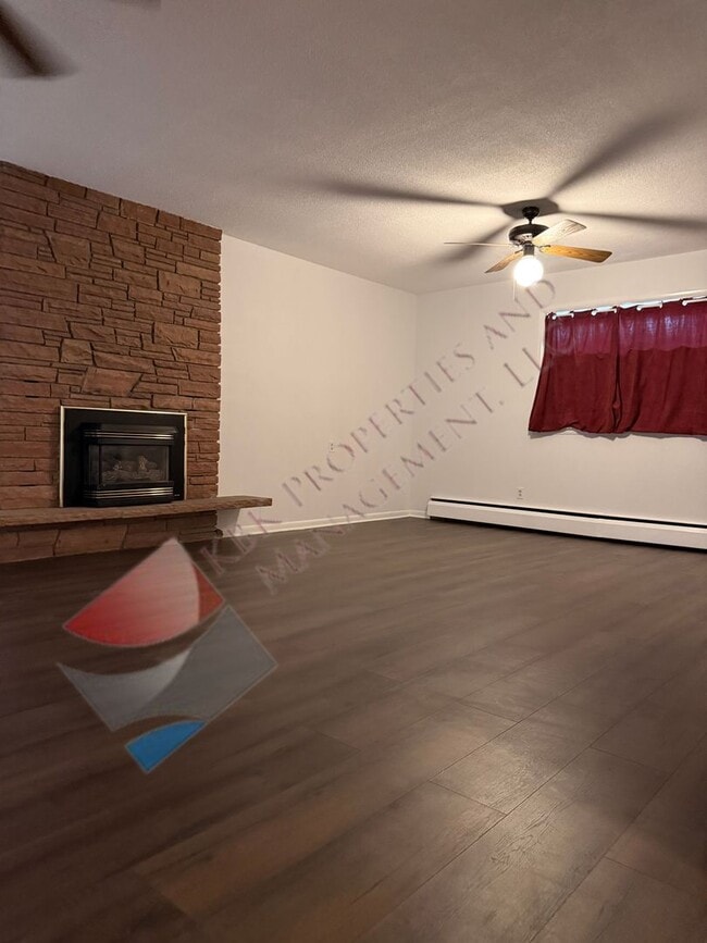 Photo - 82 Monterey Ave