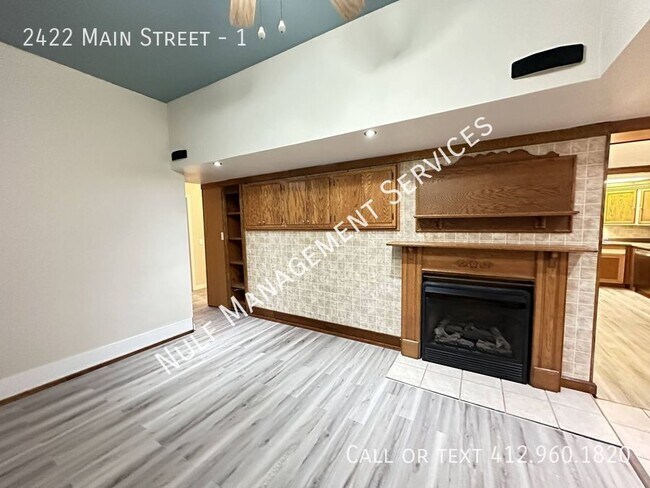 Photo - 2422 Main St Unit 1