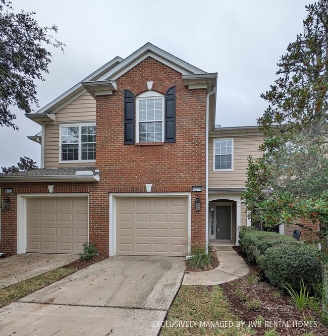 Photo - 4270 Highwood Dr Townhome