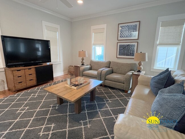 Photo - 28 Magical Pl