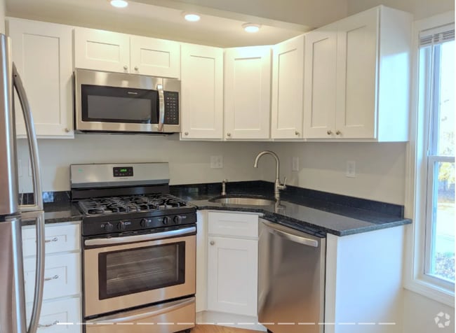 Building Photo - 44 Cogswell Ave Unit 2 Rental