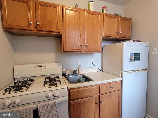 Photo - 135 S 19th St Unit 905