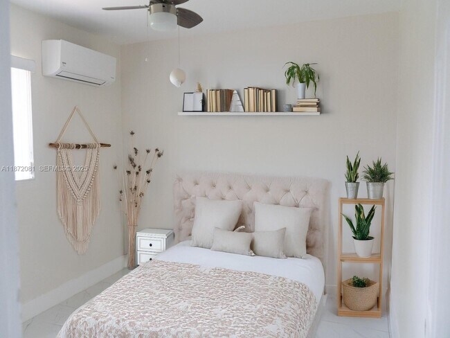 Photo - 612 NW 10th Terrace Unit C