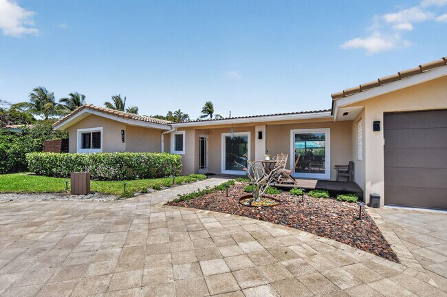 Photo - 424 SW 7th Way