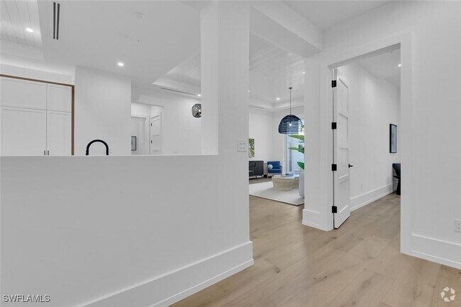 Building Photo - 201 8th St S Unit 209 Rental