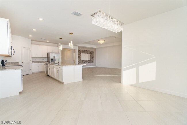 Photo - 11127 Canopy Loop