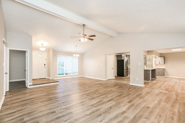 Photo - 705 Firethorn Cir