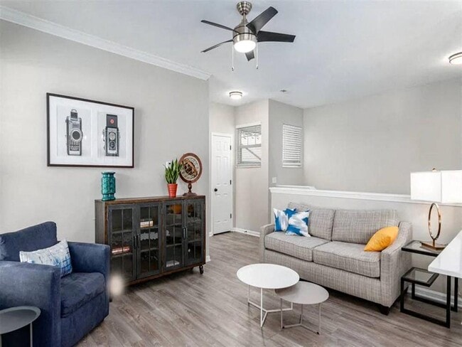 Photo - Elevate on Main