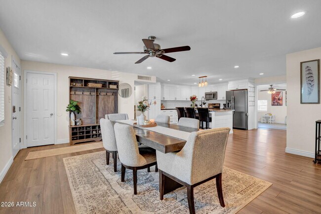 Photo - 14446 N 40th Pl