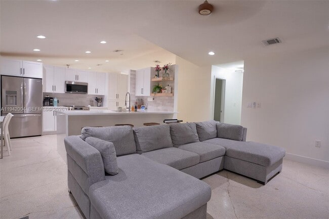 Photo - 15213 SW 141st St