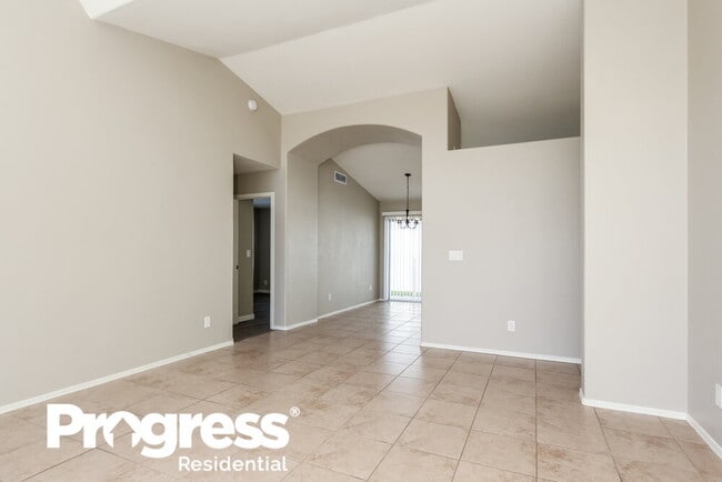 Photo - 818 E Audrey Ln