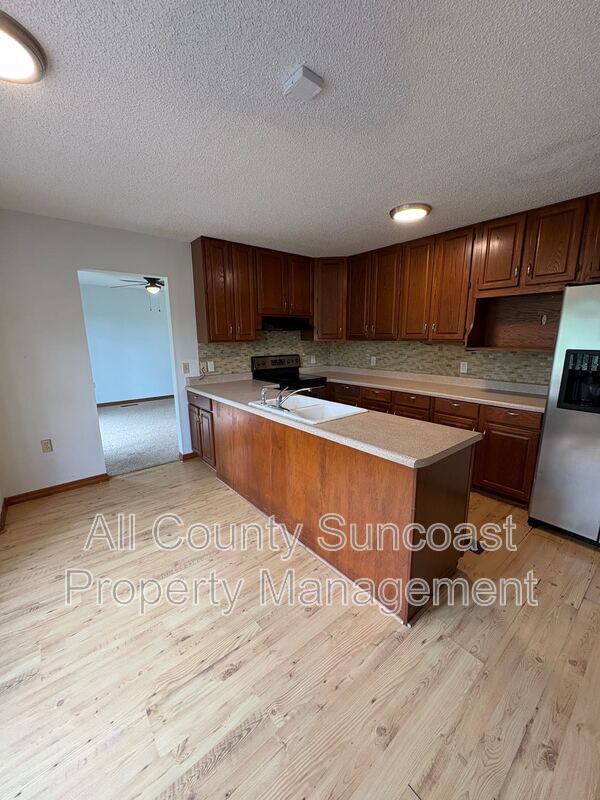 Photo - 2863 Government Farms Rd