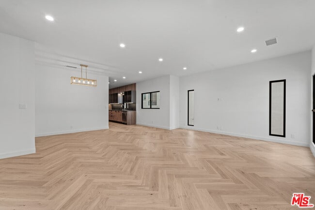 Photo - 162 N Almont Dr