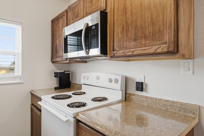 Photo - 4705 Shadylane Dr Unidad D