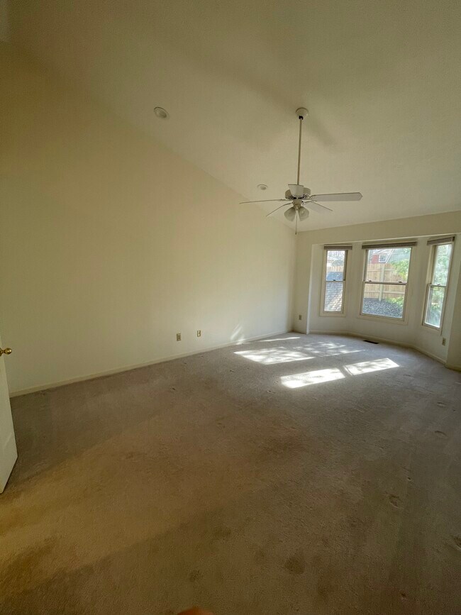 Photo - 136 Copperfield Dr Unit NA