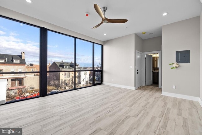 Photo - 400 S Conkling St Unit 4