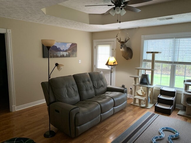 Photo - 7833 Andee Ln