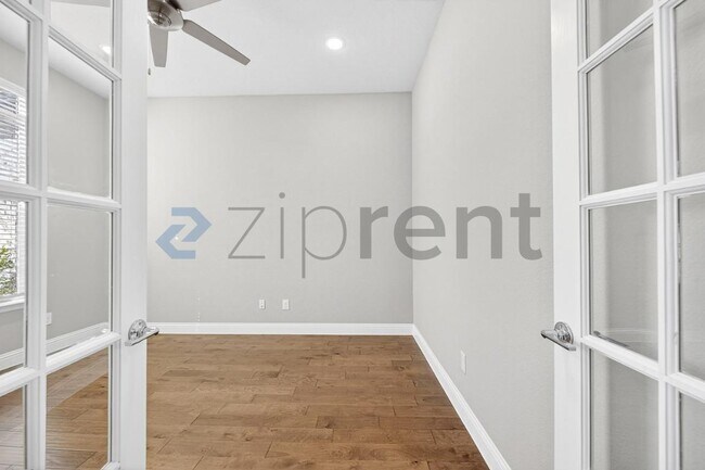 Photo - 7530 Sanctuary Dr