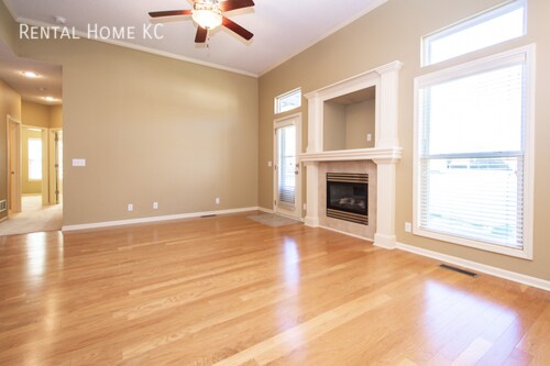 Photo - 2-bed/2-bath/2-garage Ranch style Duplex #...