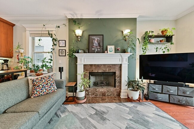 Photo - 4853 N Winthrop Ave