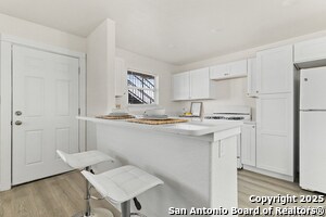 Photo - 3409 Commercial Ave