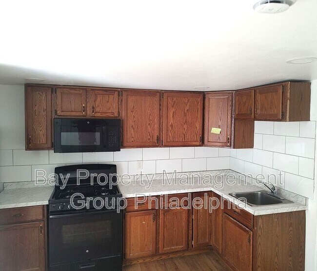 Photo - 7558 Mayland St Unidad B