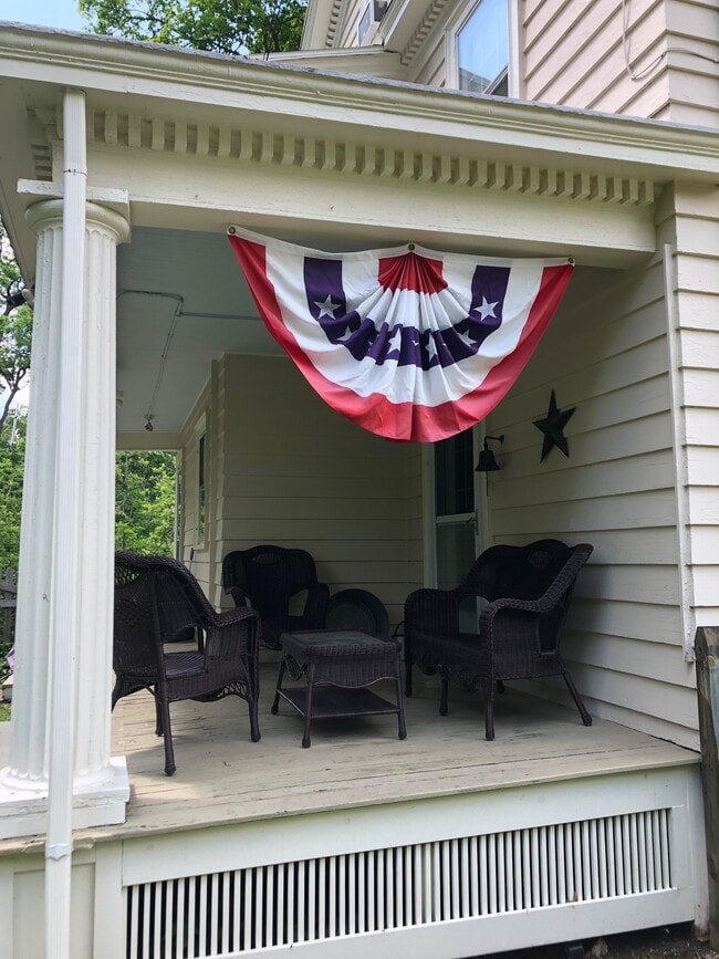 Photo - 1828 E Genesee St Unit 1  Available