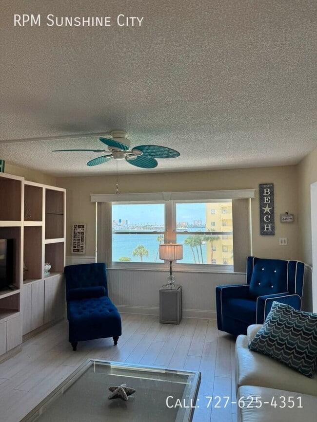 Photo - 4550 Cove Cir