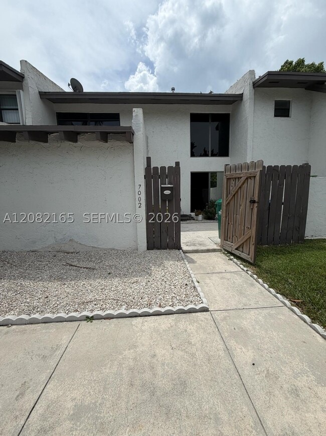 Photo - 7002 SW 114th Ave