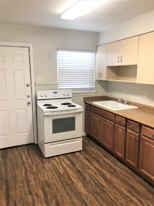 Photo - Cozy Two Bedroom Duplex