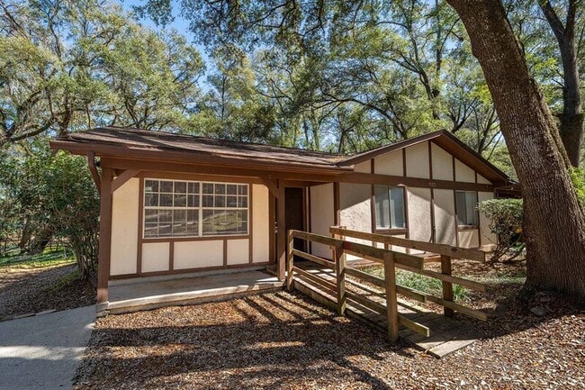 Photo - 3103 Pontiac Dr