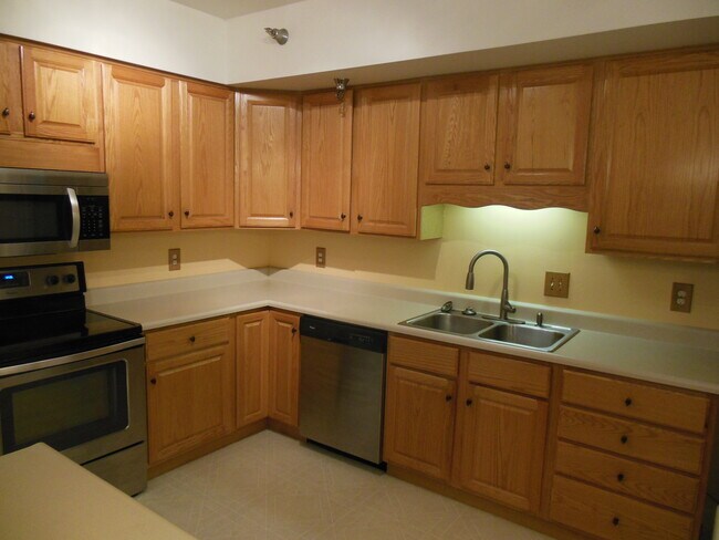 Photo - 212 Jefferson St Unidad 212-12