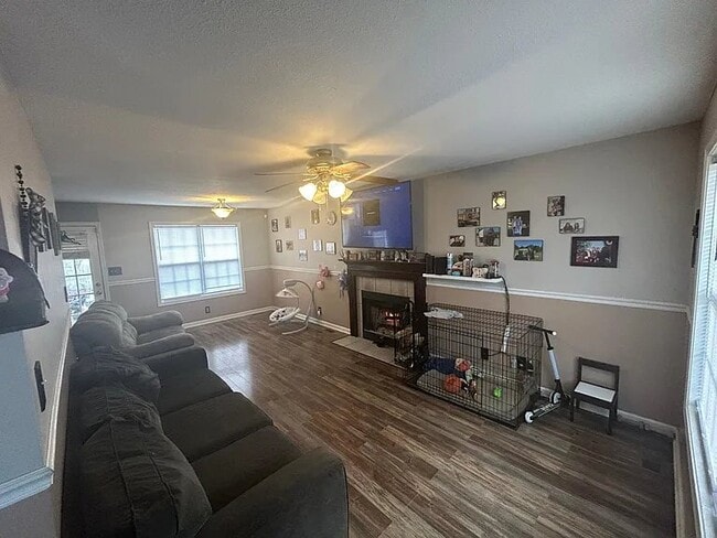 Photo - 367 Andrew Dr