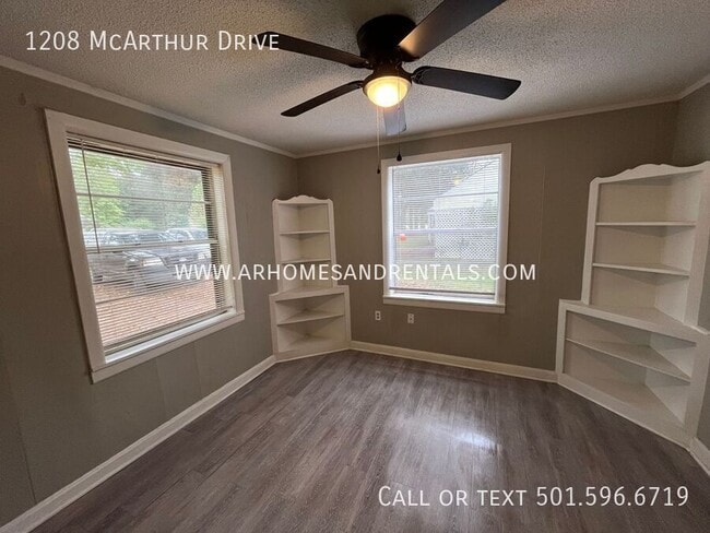 Photo - 1208 McArthur Dr