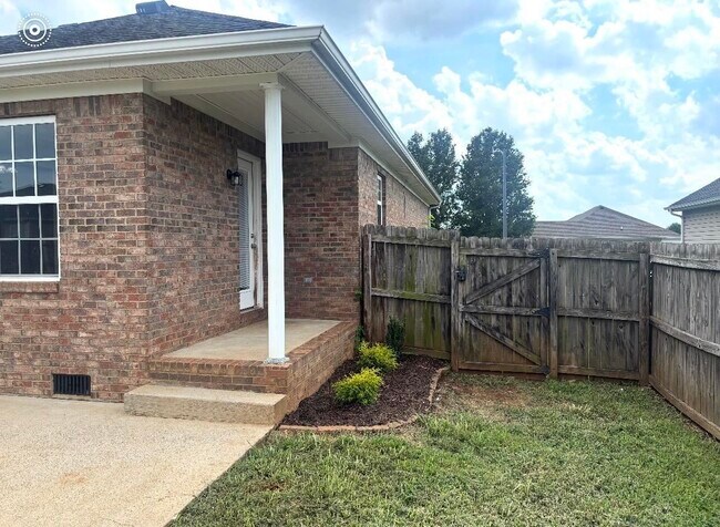 Photo - 3380 Fair Oaks Cir