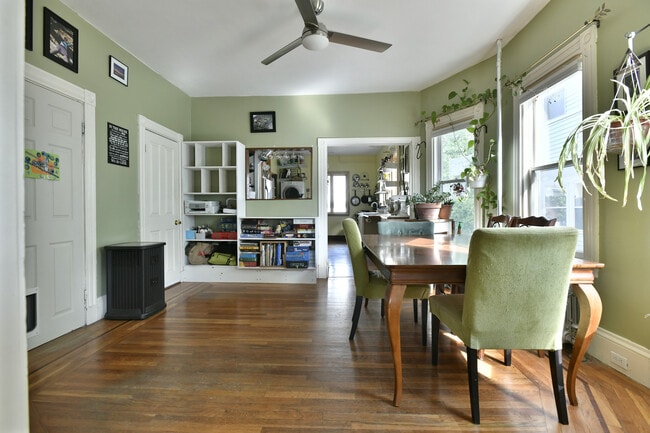Building Photo - 31 Trull St. Unit Apt. 1