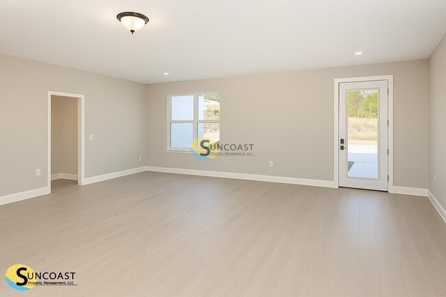 Photo - 16837 SW 47th Court Rd