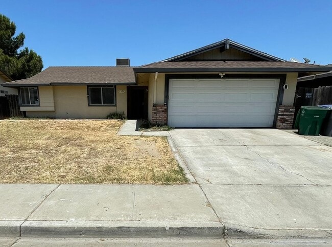 Coming Soon – Move-In Ready 4 Bedroom Home! - Coming Soon – Move-In Ready 4 Bedroom Home!