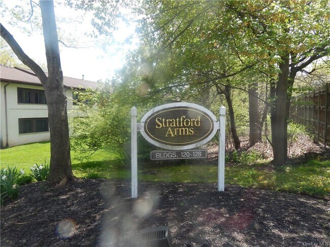 Photo - 120 N Rte 303 Unidad 6