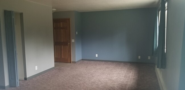 Building Photo - 45941 Miller Loop Rd Unit C