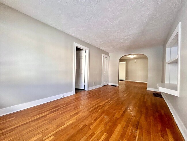 Photo - Three Bedroom Single Family Home - Southeast Grand Rapids