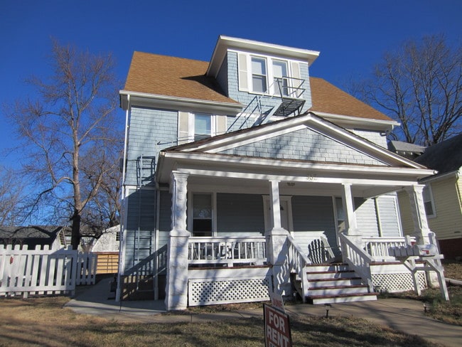 Building Photo - 932 Mississippi St