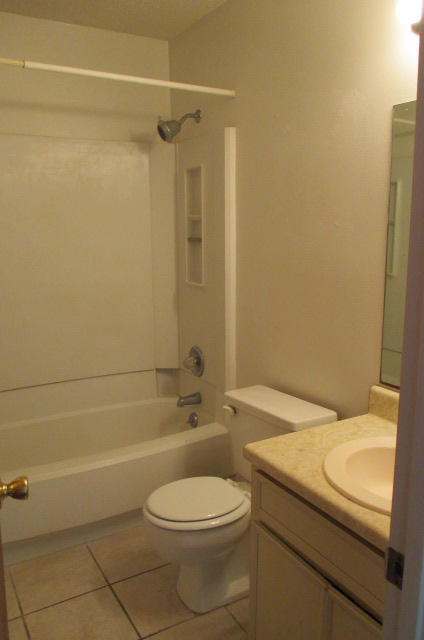 Photo - 114 Classic Manor Ct